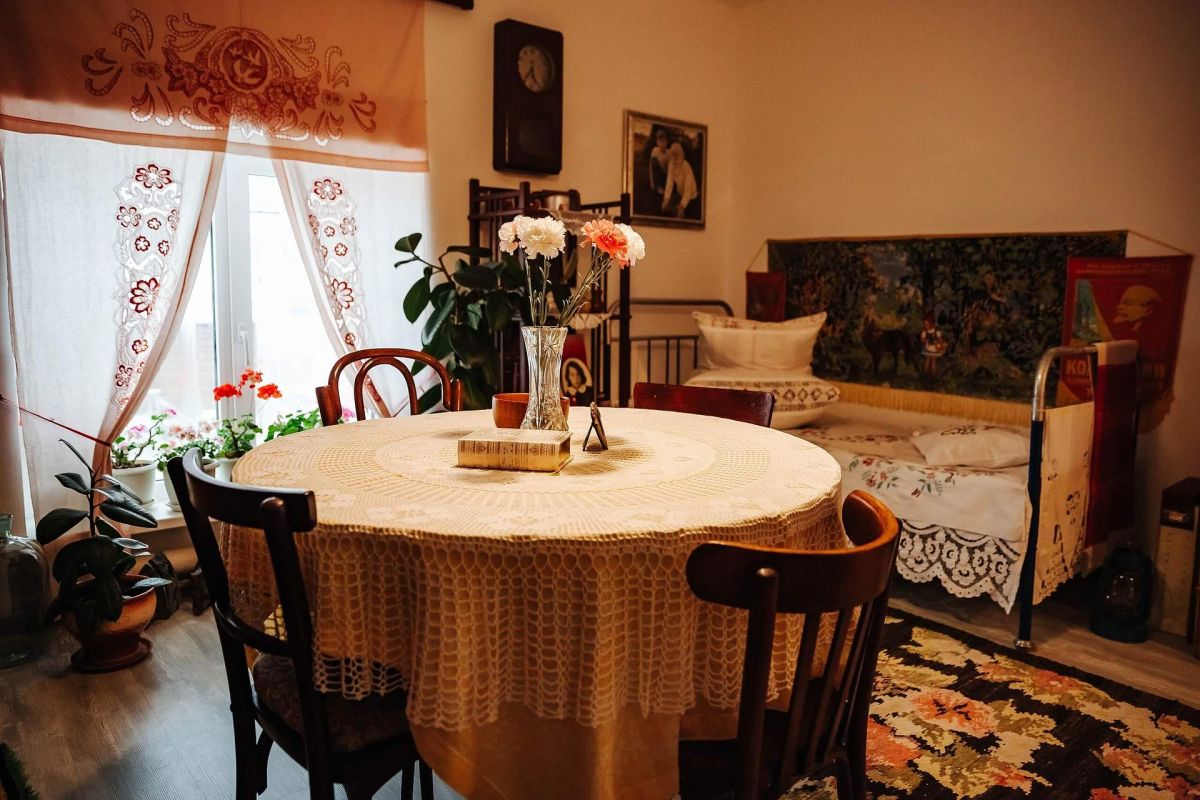 «Ретродом» и чаепитие у Зулейхи — чаепитие и экскурсия в Татарском доме в Казарово